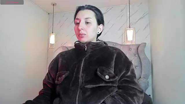 Iris  77 online show from December 19, 12:30 pm