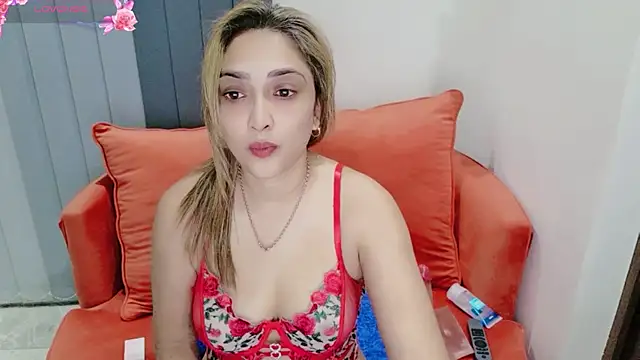 INDIANROMANCE online show from May 19, 1:56 am