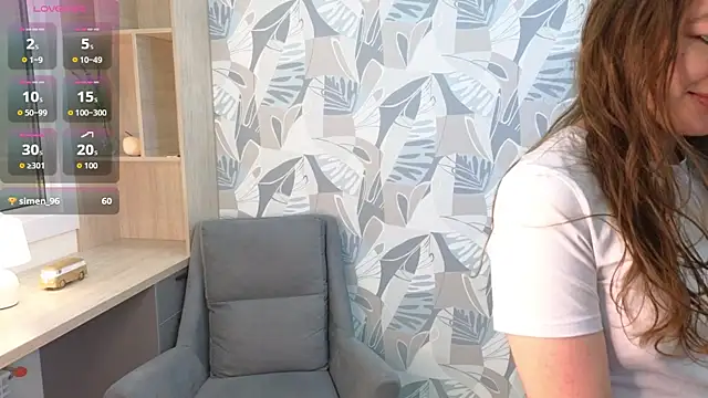 Snapshot of LewisThrone chatting on October 22, 3:17 pm LewisThrone online show from October 22, 3:17 pm