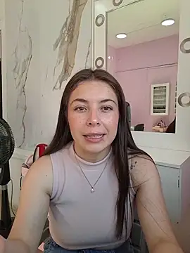 EmmaValencia  online show from March 14, 10:33 pm