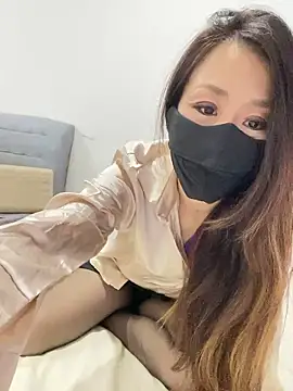 aska1986 online show from November 19, 6:35 am