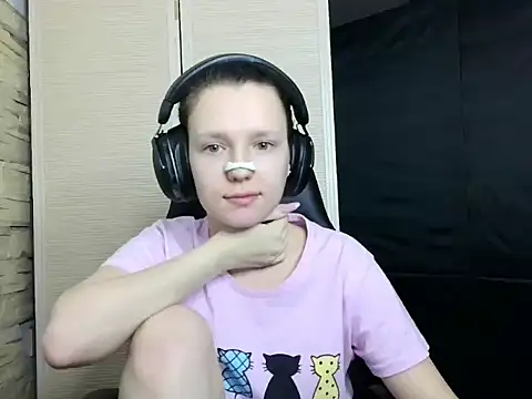 Diana-back online show from November 15, 1:23 pm