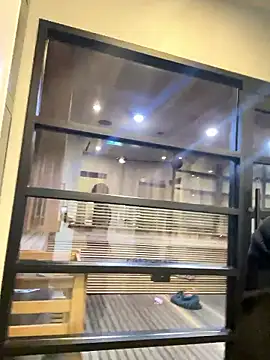 tia   fox online show from January 17, 5:09 pm