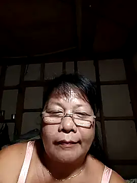 joy cute online show from April 20, 1:14 pm