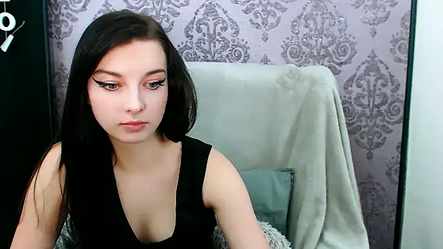 DominantLuna online show from January 13, 10:03 pm