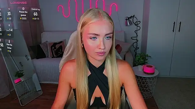 TessaGrays online show from June 21, 11:03 am
