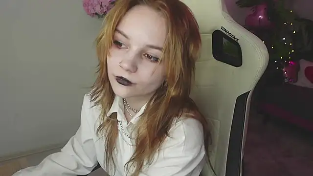 Staymonica online show from February 10, 1:36 pm