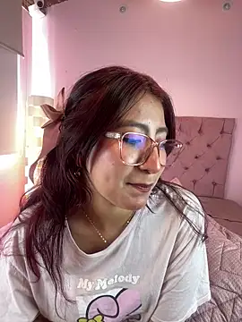 saramooon online show from October 24, 1:40 pm