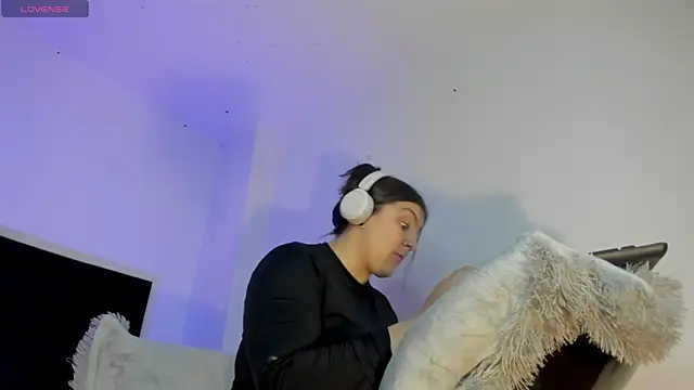 Anny ferrer1 online show from April 15, 10:10 pm