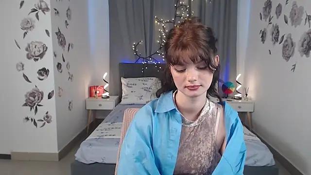 Snapshot of MileyRood chatting on October 10, 12:15 am MileyRood online show from October 10, 12:15 am