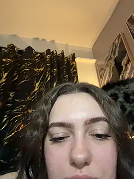 Victoria6989 online show from February 28, 8:41 pm