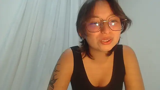 Klaret Toy online show from February 26, 1:48 am