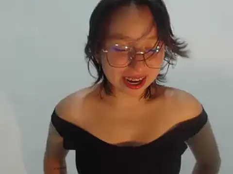 Klaret Toy online show from March 5, 10:38 pm