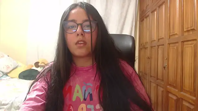 Venus cat  online show from May 18, 2:54 am