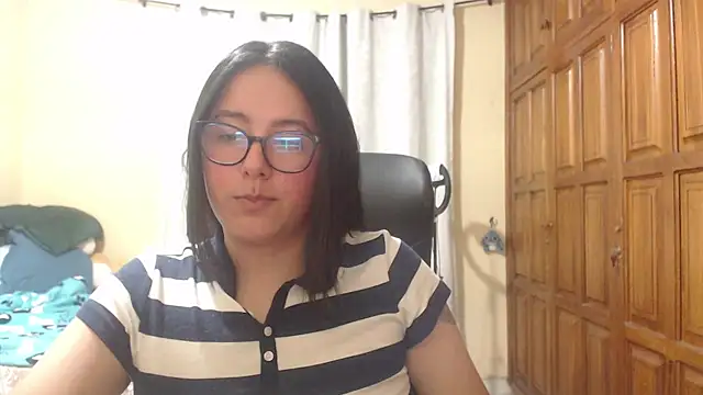 Venus cat  online show from March 10, 3:21 am