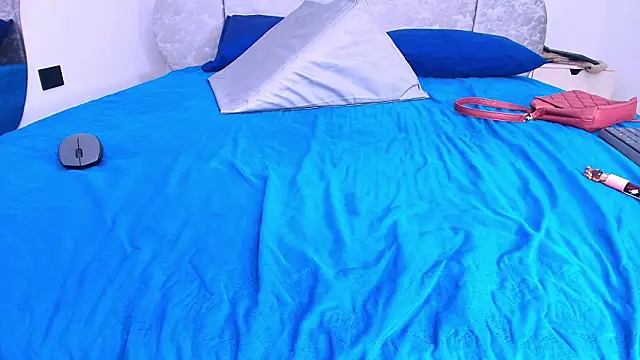 caata cata online show from February 21, 7:36 pm