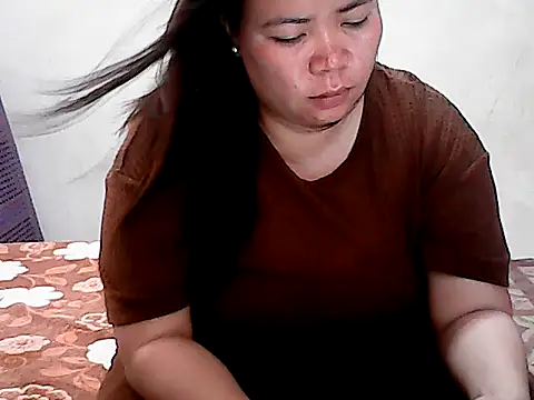 HornyPussie69 online show from February 21, 6:47 am