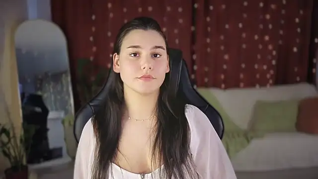 EmilyRichardss online show from March 23, 9:37 am