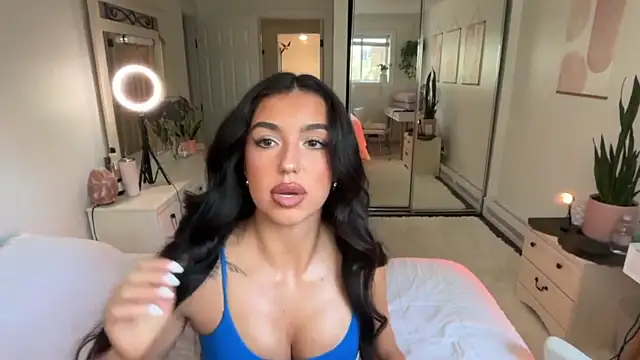 ariajacksonx online show from May 27, 12:10 am