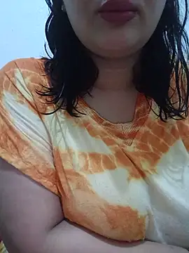 Miss-Queen online show from June 7, 8:15 pm