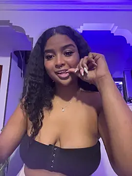 mitschellfox21 online show from November 27, 2:25 am