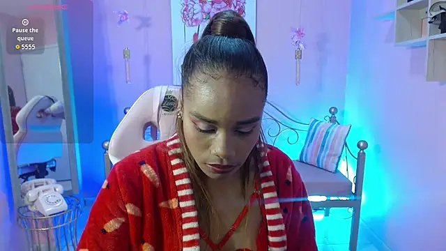 ingrid03 taffur online show from April 16, 8:08 pm