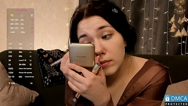 Kelly foox online show from April 15, 11:44 am