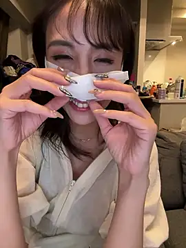 Snapshot of rena_rena_rena chatting on October 28, 5:19 pm rena rena rena online show from October 28, 5:19 pm