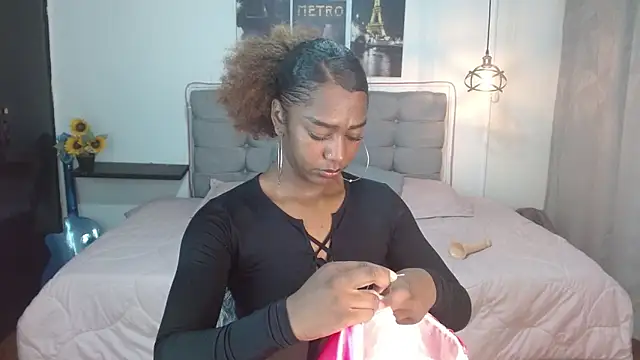 samara roxx online show from October 31, 2:57 am