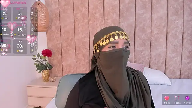  alishaa c online show from October 25, 2:30 am