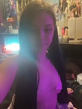 Jynx420friendly online show from June 24, 8:30 pm