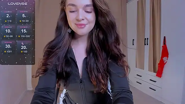 AmeliHallss online show from March 13, 4:41 pm