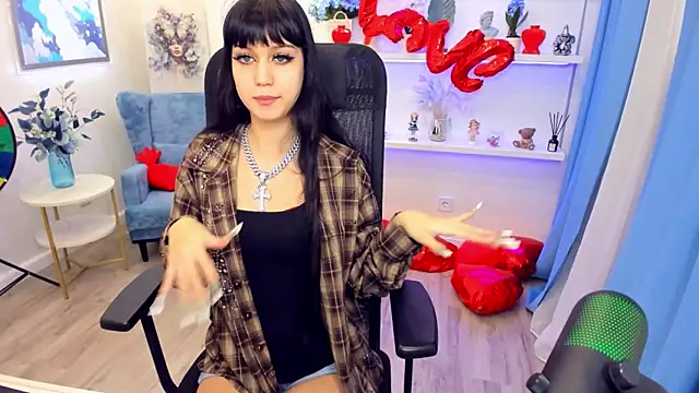 TiffanyYounge online show from February 9, 11:23 am