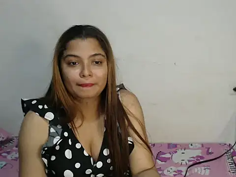 Snapshot of NicollGreen chatting on October 18, 12:46 am NicollGreen online show from October 18, 12:46 am