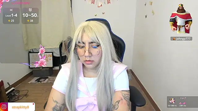 LoveLyy- online show from April 10, 11:33 pm