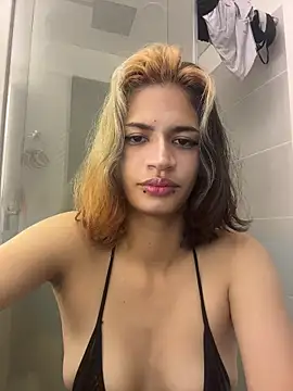 sukulaurens online show from November 22, 4:59 am