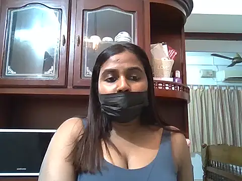 lustyswetha online show from April 14, 8:53 pm