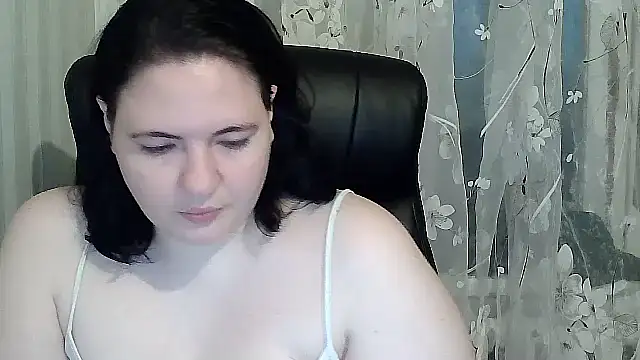 XLisaBlueXs  online show from October 9, 3:38 pm