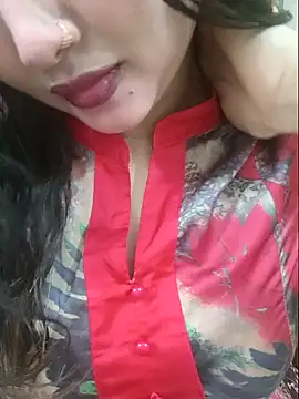 Beauty Queen Soniya online show from April 14, 9:59 pm