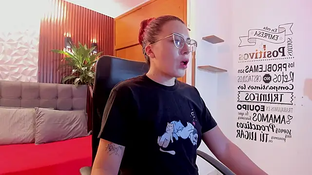 allison mc online show from February 26, 11:48 pm