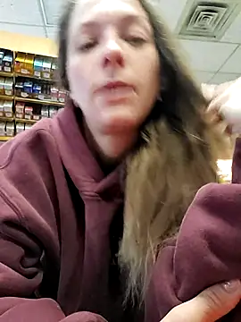 Cassaroll333 online show from November 9, 3:30 pm