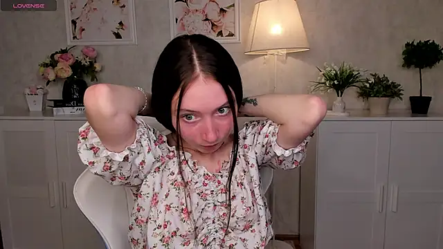 try love  online show from October 10, 9:36 am