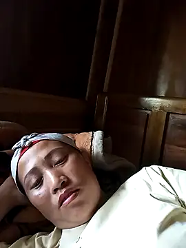 jerry-xx online show from April 6, 5:08 am