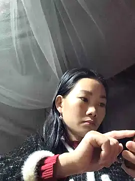 gio-thu online show from February 5, 3:48 pm