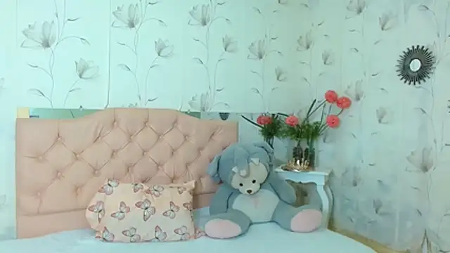 zara cute online show from January 9, 12:53 pm