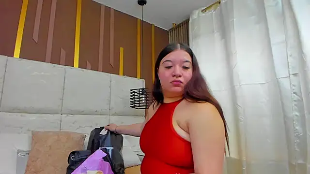 AmbarGills online show from March 17, 12:53 pm