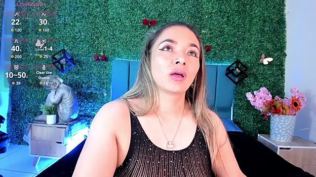 Kiaraa88 online show from July 1, 8:41 pm