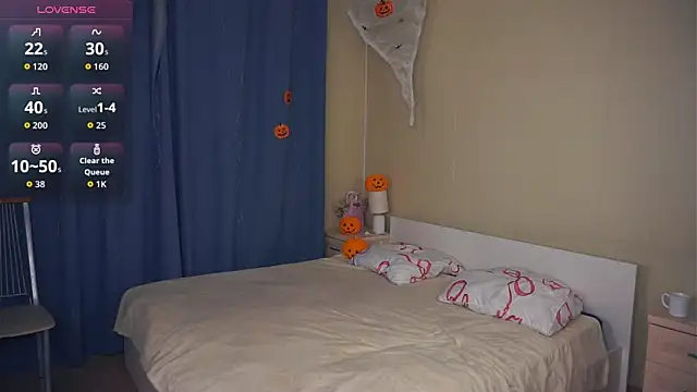 SunRinglein online show from November 6, 7:09 pm