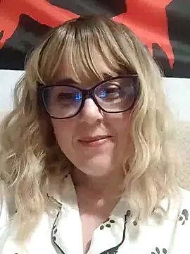 Amelialove42 online show from March 18, 7:41 pm