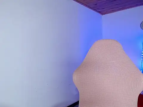 millysweetass online show from November 21, 9:50 pm
